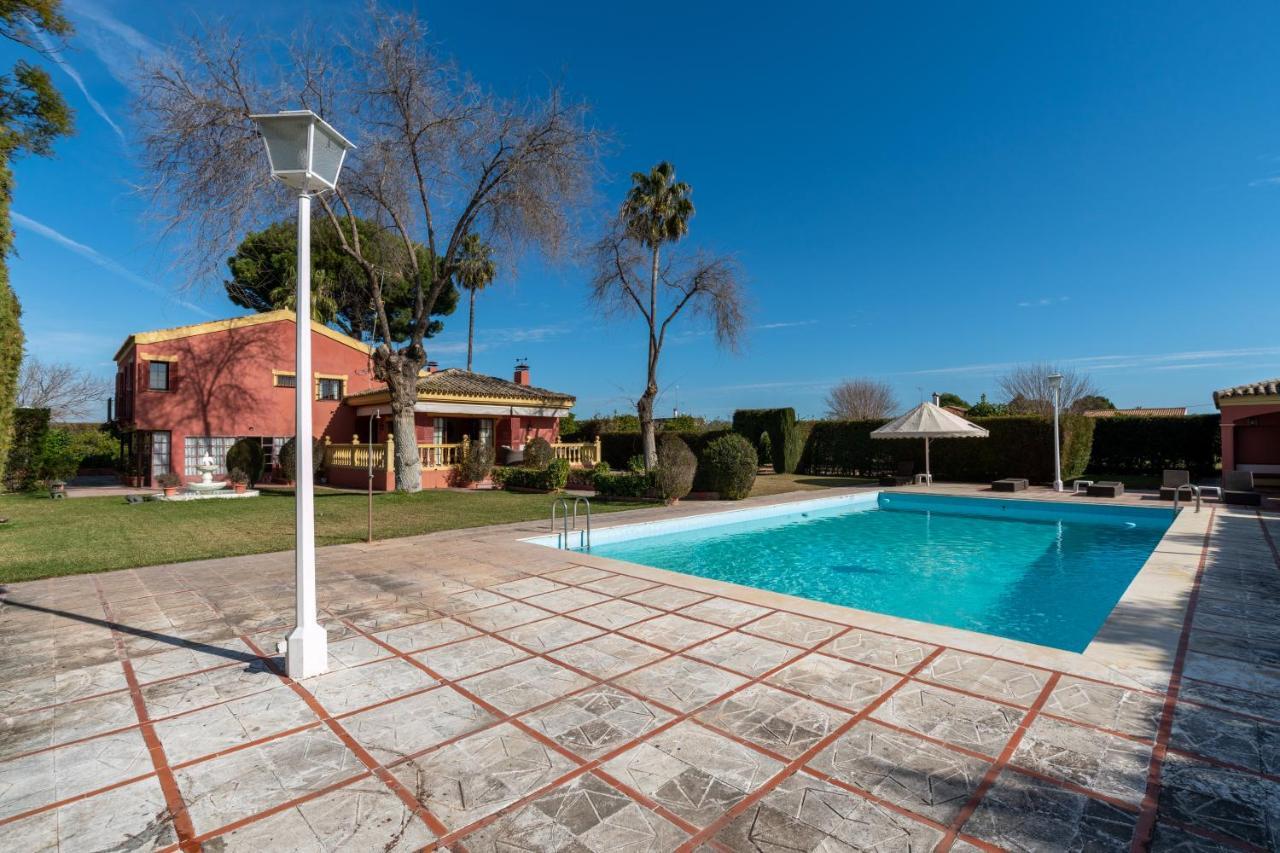 Villa Lucrecia Morón de la Frontera Dış mekan fotoğraf